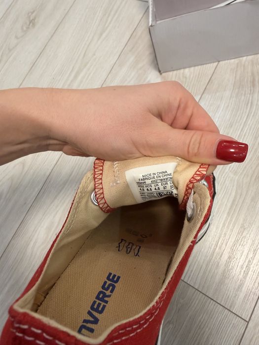Продаю кеди фірми Converse