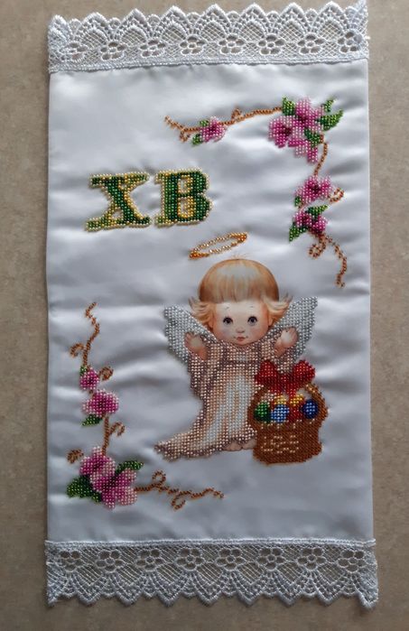 Вишитий рушник на кошик