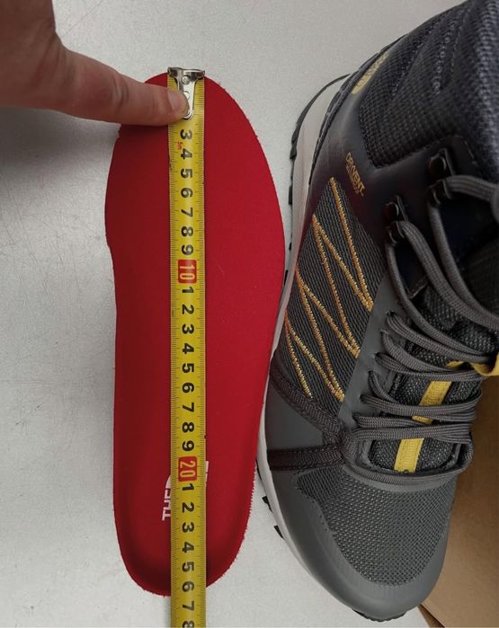 Нові оригінальні чоловічі черевики The North Face на мембрані 40розмір