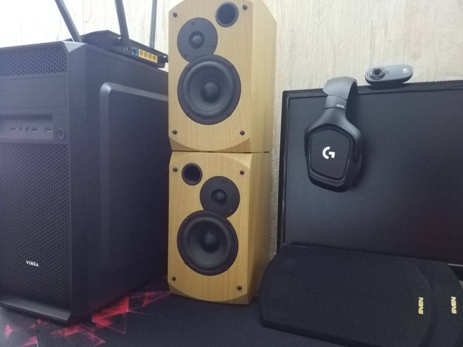 Комп'ютер у повній комплектації+