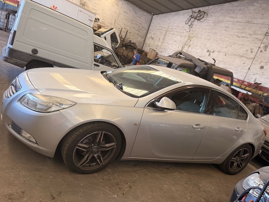 Opel insignia com motor avariado