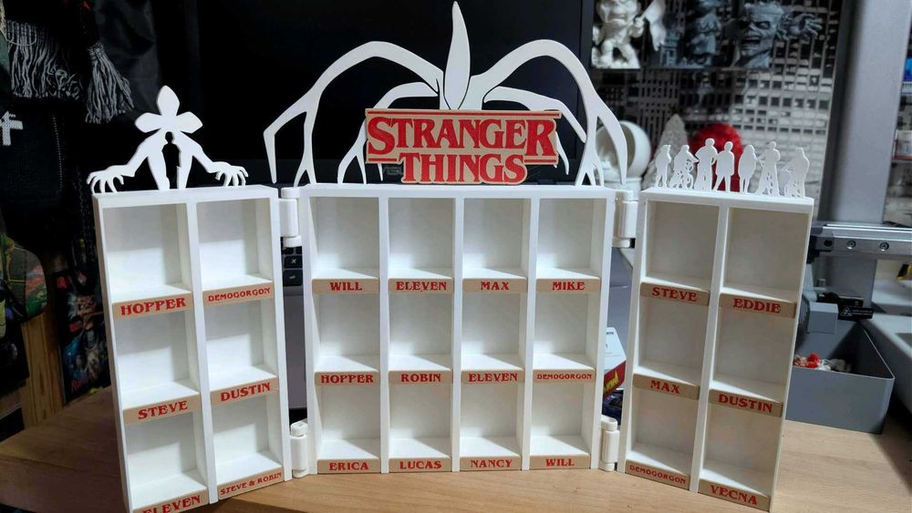 (АКЦІЯ)Підставка / поличка для Kinder Joy Stranger things (Дивні Дива)