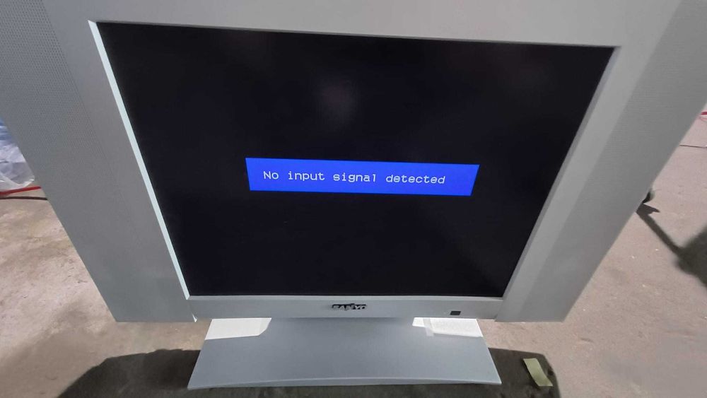 Televisão/Monitor PC Sanyo CE20L01