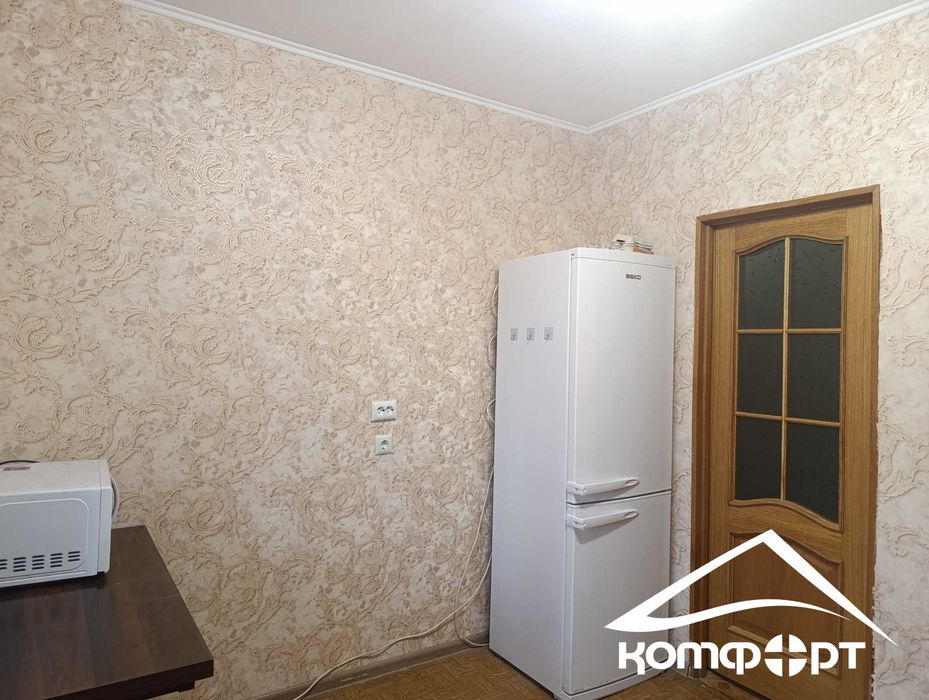 Продам 1но кімнатну квартиру на першому поверсі місто Славутич