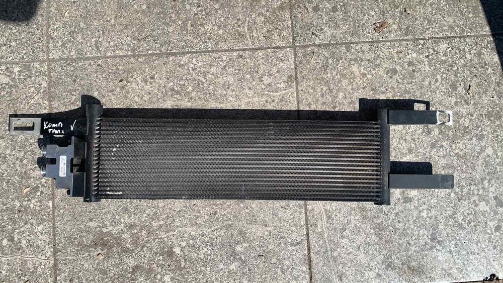 радіатор масляний джип компас треілхок 2019 бу оригінал