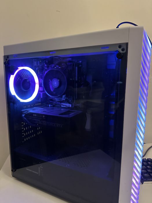 Pack monitor 240hz 32’ e pc gaming rtx 5060