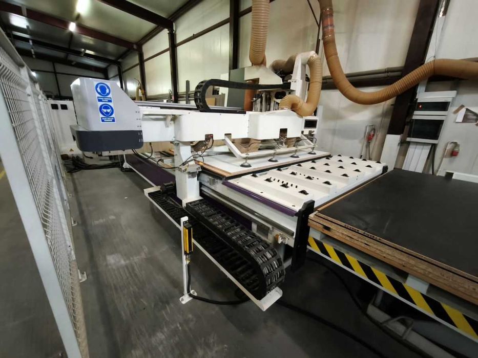 Centrum cnc EXCITECH nesting 2300x3500 + automat + Becker + HSD