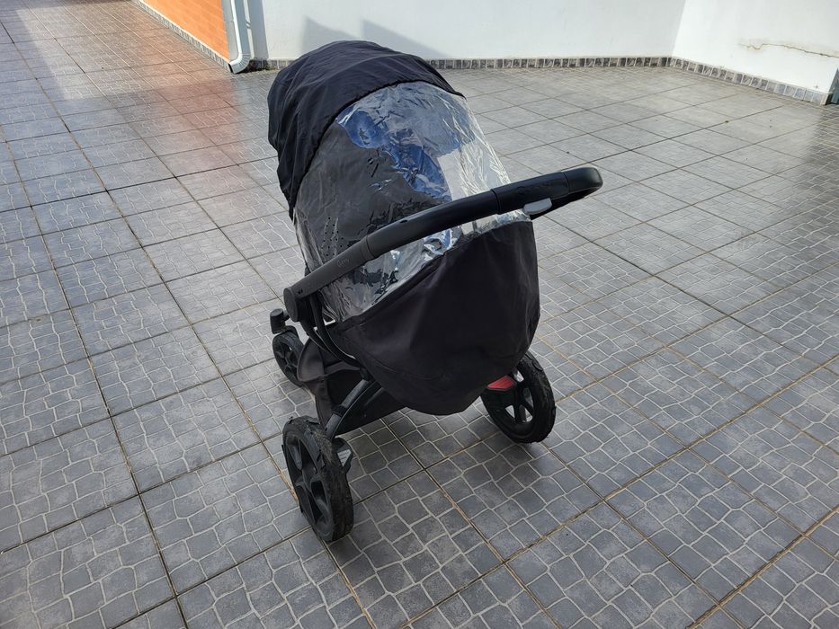 Carrinho de Bebê e Ovinho