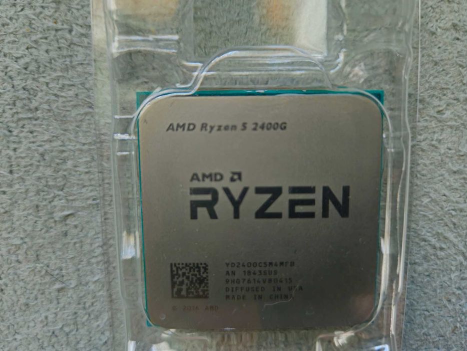 Procesor AMD Ryzen 5 2400G 4x3.6GHz AM4 grafika RX Vega 11