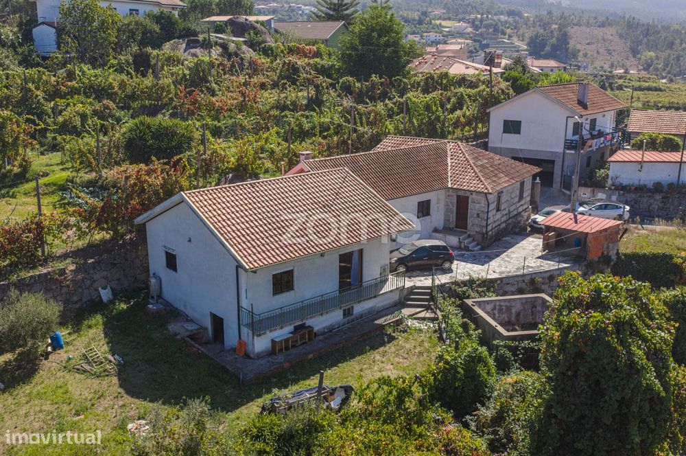 Moradia T3 São Torcato Guimarães