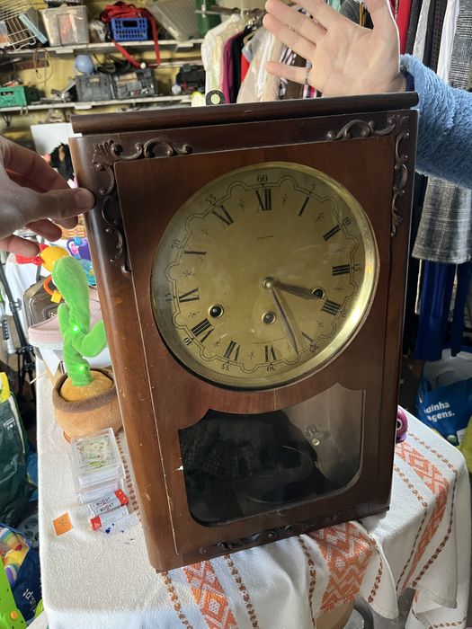 Relógio Parede de Pêndulo