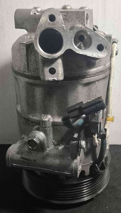 Compressor Ar Condicionado 926004423R - RENAULT CLIO V