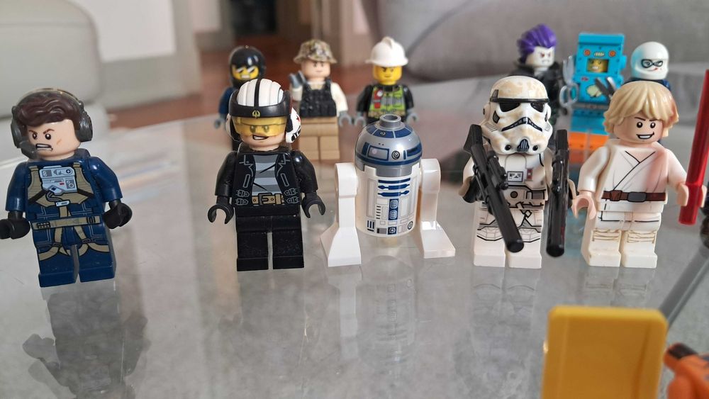 Oferta Trintena figuras LEGO Ninjago, Star Wars, City, Nexo Knights