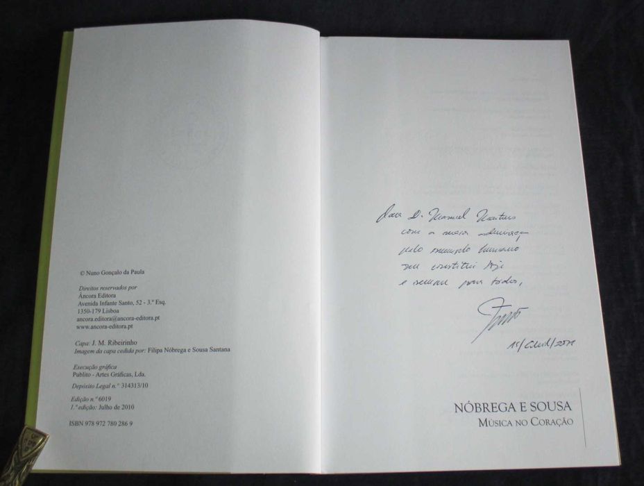 Livro Nóbrega e Sousa Música no Coração