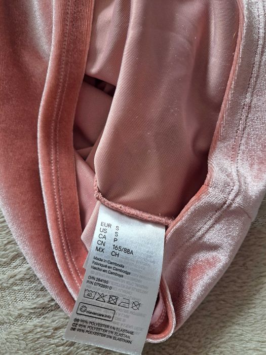 Sukienka welurowa H&M S