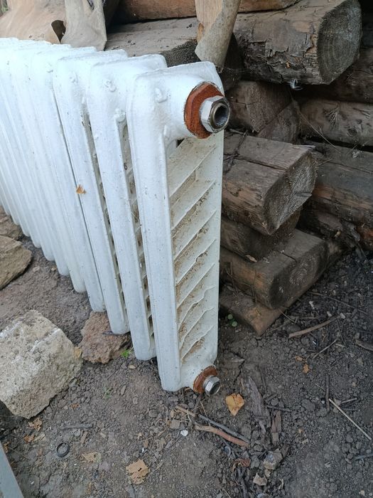 Батарея опалення чугун (чавун)