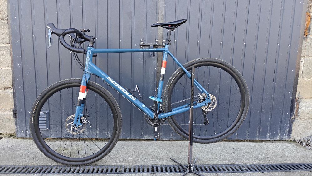 Gravel Serious Grafix XL Tiagra, FSA