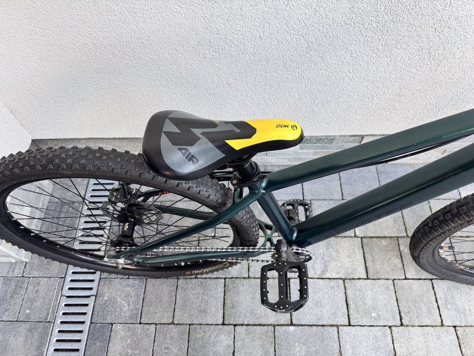 Super stan!  DIRT  Monster Tander  kola 26” rama 13,5”