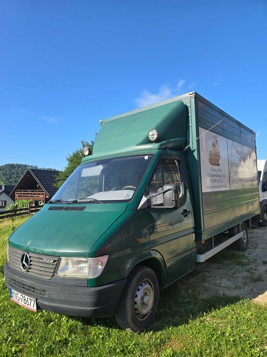 Mercedes-Benz 3120 kontener dostawcze tanio!