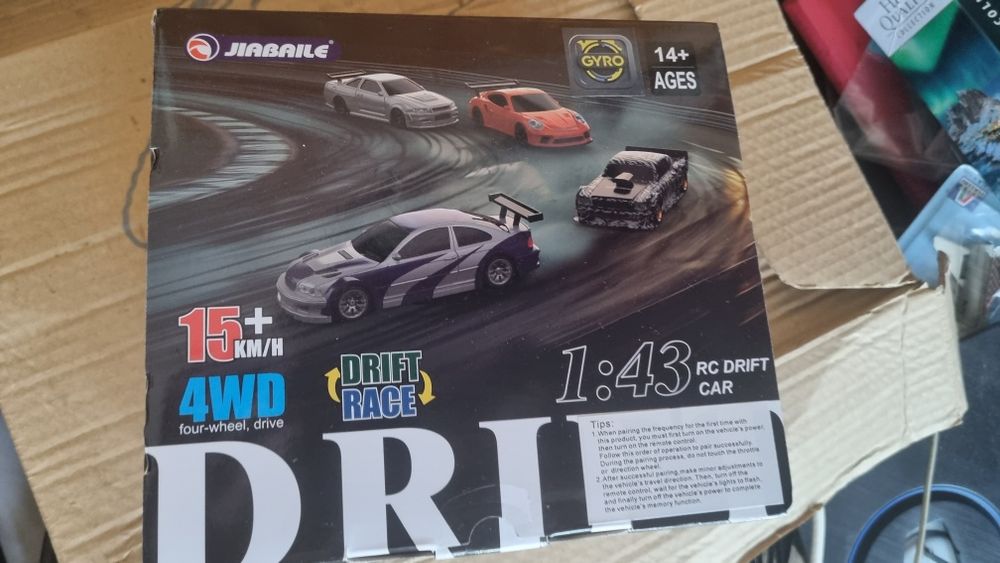 Carro RC Drift 1:43 NOVO