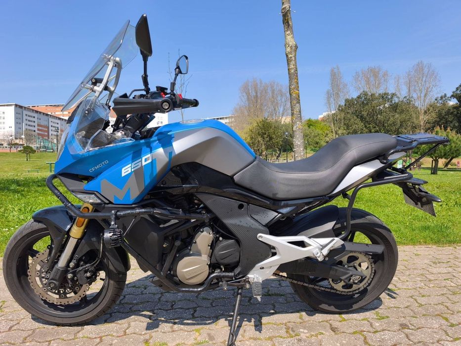CF Moto 650MT