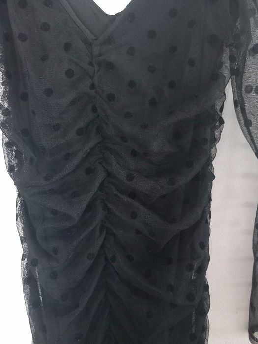 Vestido com etiqueta