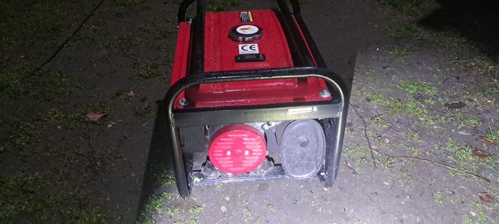 Продам генератор