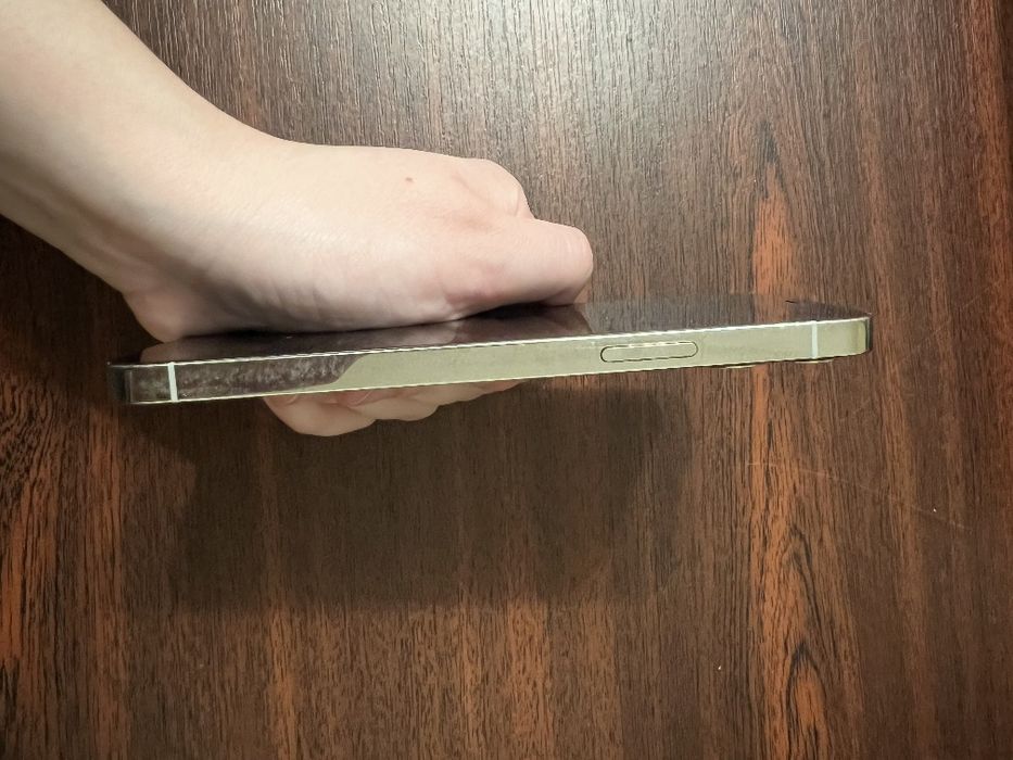 Продам Iphone 12pro 128gb