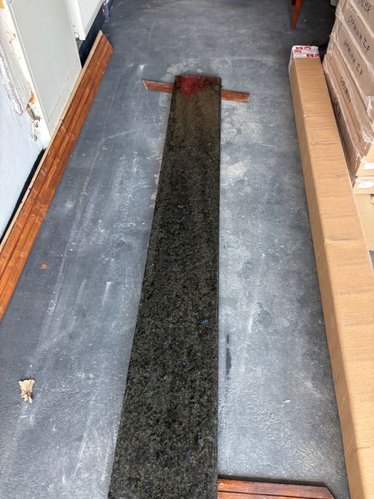 parapety granitowe