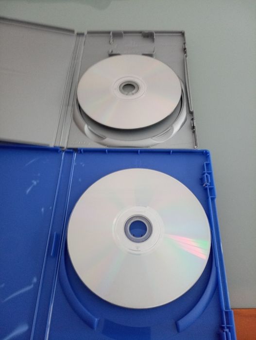 2 Jogos PS2 - Grand Teft auto San Andreas e Ratatouille*