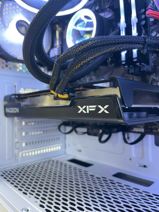 PC gaming AMD R5 5500, Radeon XFX 6600 6GB, 16GB RAM, 1TB NVMe