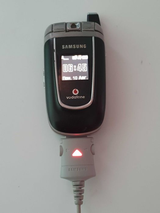 телефон Samsung SGH-Z140V зарядне KOREA