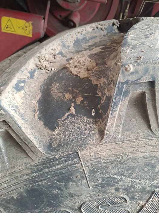 Комбайн Ліда 1300