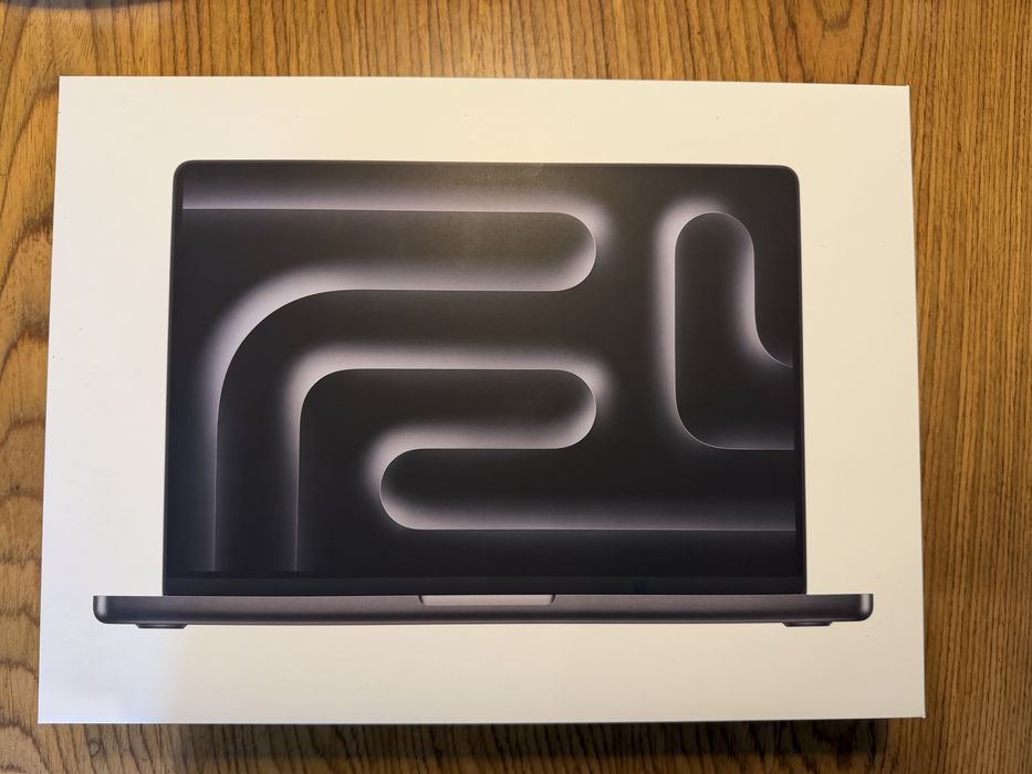 NOWY Apple MacBook Pro 14" M5 / 16GB / 1TB SSD | Fabrycznie zafoliowany!