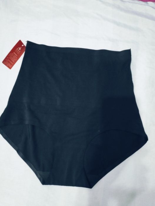 Коригуючі  трусики