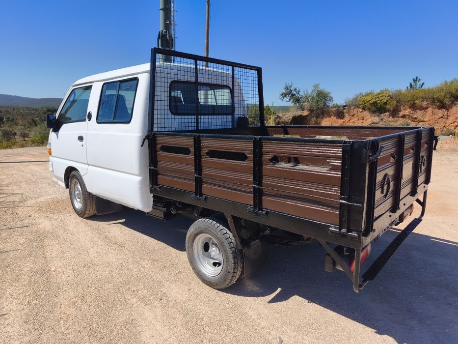 Hyundai H100 Caixa Aberta 6 Lugares - 156 mil KMS Ideal para o trabalho (TODA RESTAURADA COMO NOVA)