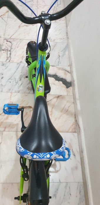 Bicicleta infantil verde