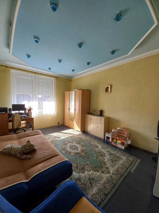 Продаж приватного будинку