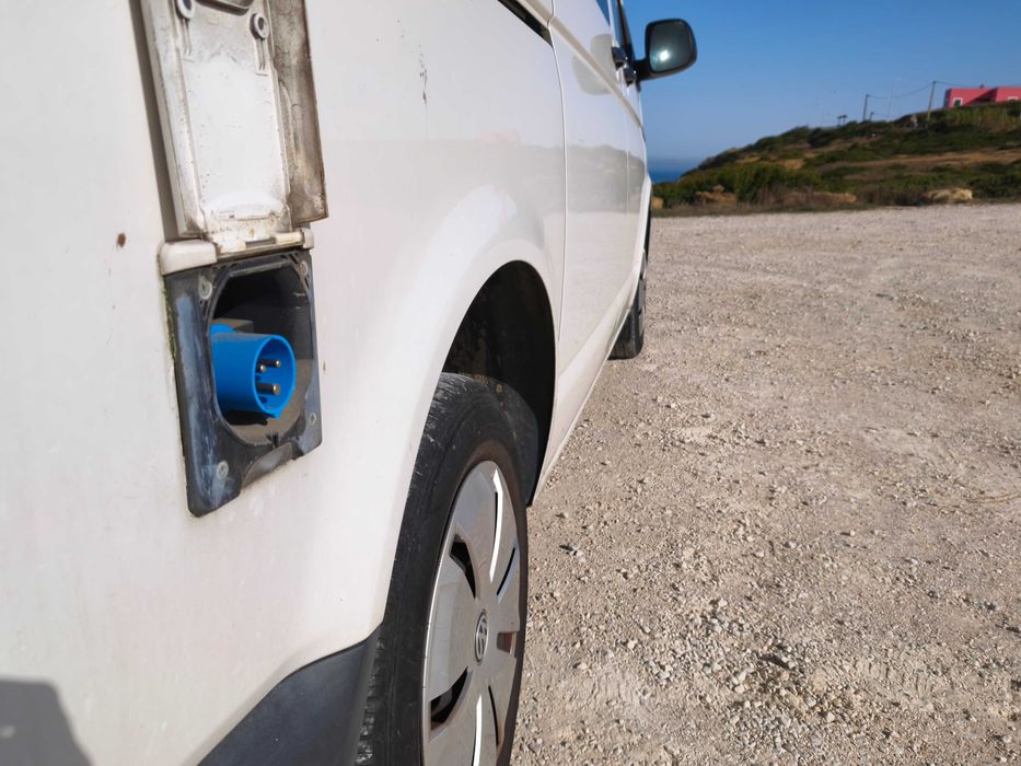 Volkswagen Transporter T6 (2021) | 68.000 km | Pronta para Conversão Camper | Sistema Victron Off-Grid