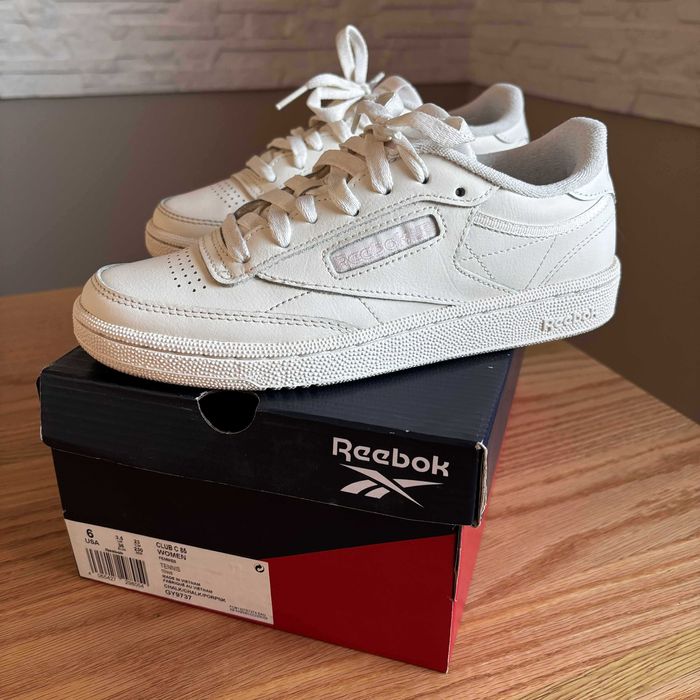 Buty damskie Reebok Club C 85 tennis białe z różowymi napisami