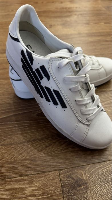 Армані кеди нові