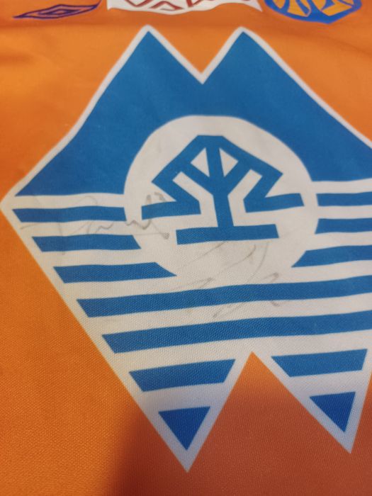Koszulka z podpisami
