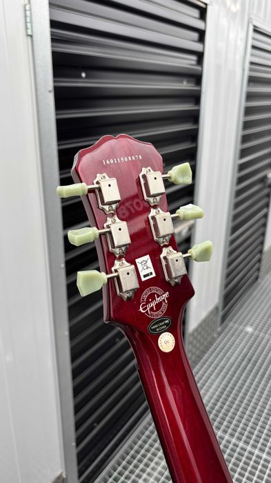 Guitarra Epiphone Les Paul Studio