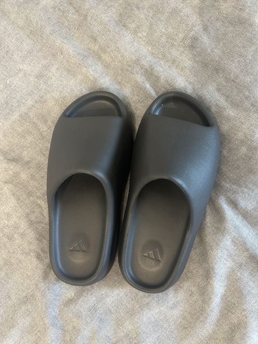 Yeezy slude rozmiar43