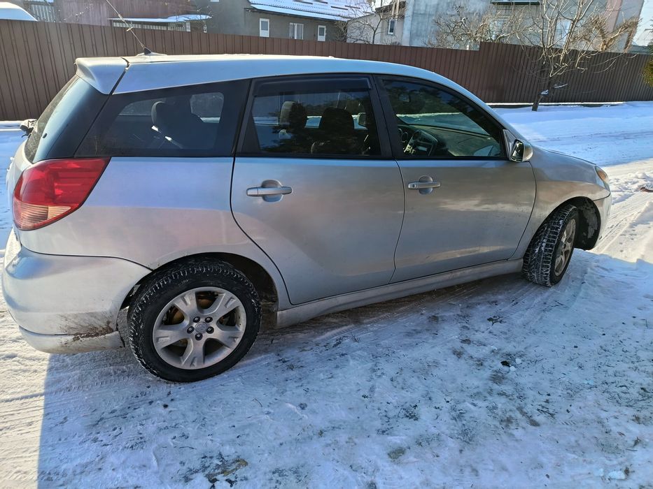 Toyota Matrix 4*4