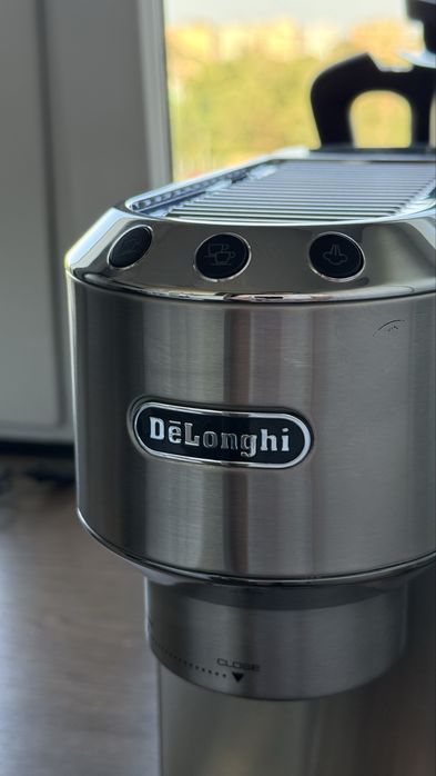 De’Longhi Dedica Style EC685.M
