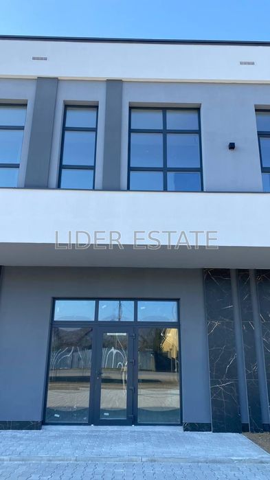 Здається в оренду комерційне приміщення різного розміру
