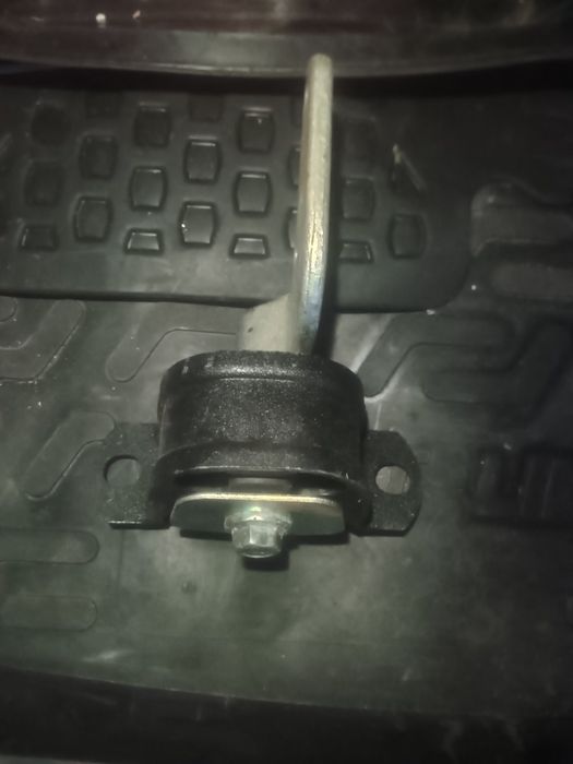 Подушки двигателя на ВАЗ 2170-2172 Приора