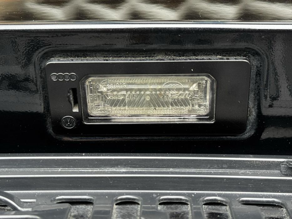Кришка багажника, ляда, кляпа, Volkswagen Passat B6, Крышка багажника