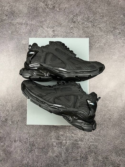 Balenciaga Runner Black